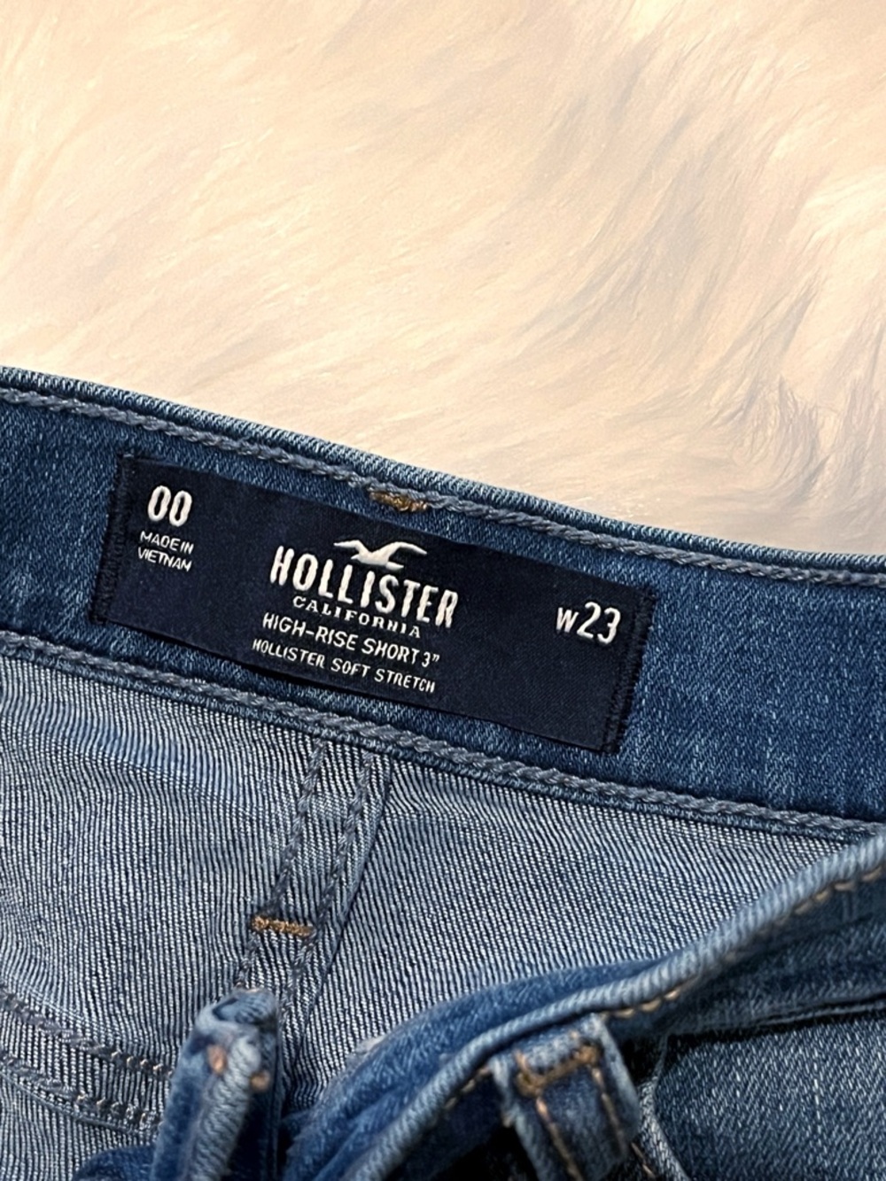 Hollister High-Rise Jean Short 3" Distressed Raw Hem Size 23 / 00 - Picture 4 of 4